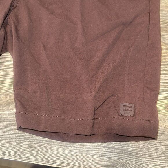 Billabong Men’s Adventure Division Shorts. Size 29 Mid Length. NWT. 5 - Picture 2 of 9